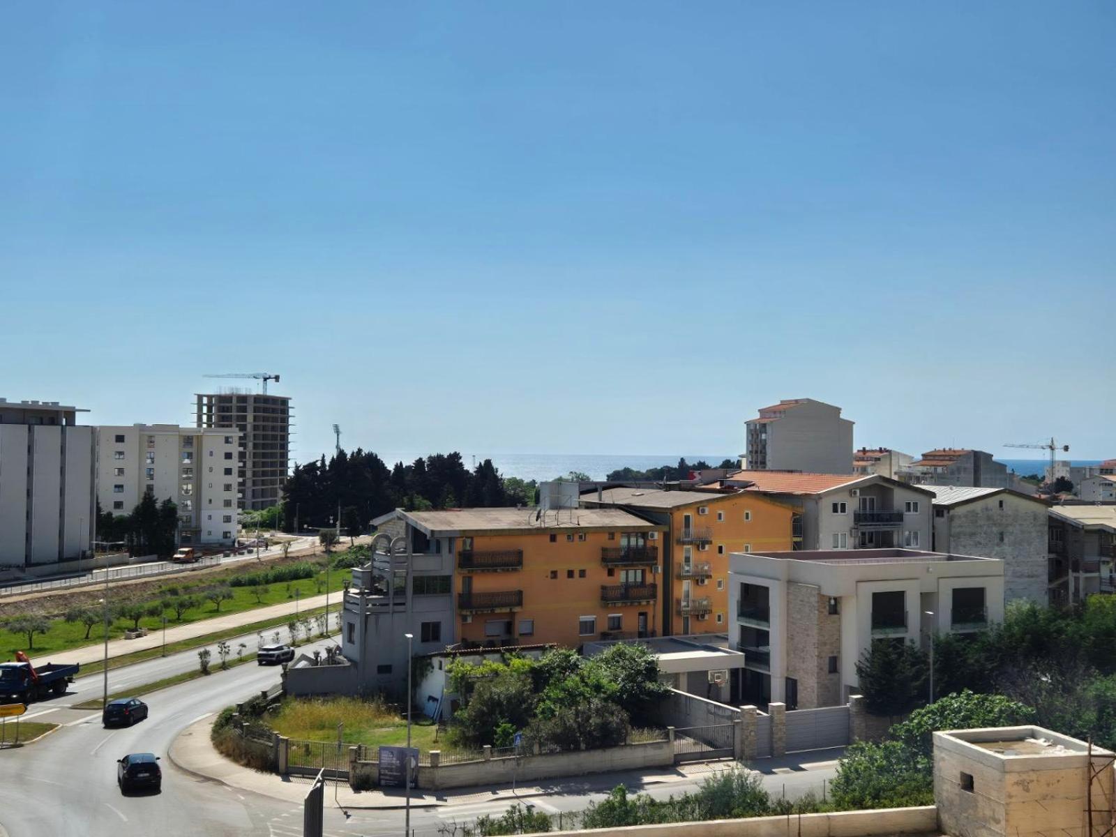 Apartments 402 Bar Luaran gambar